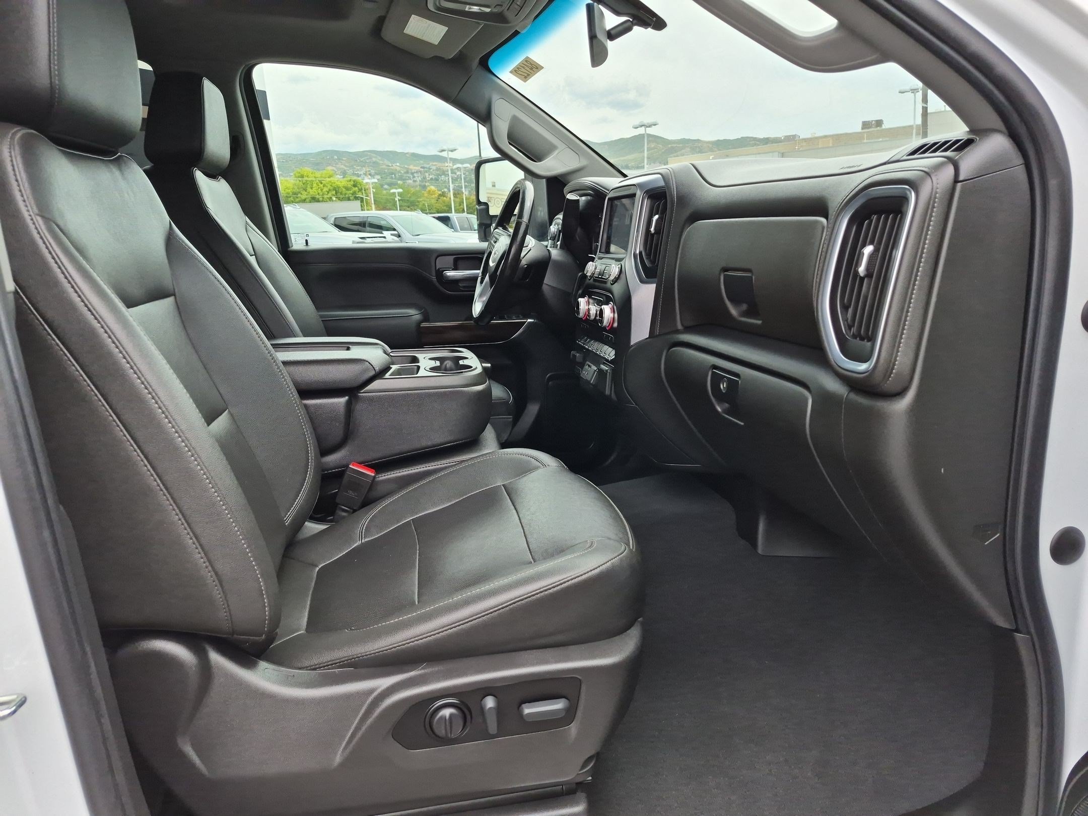 2022 GMC Sierra 3500HD SLT - Photo 29