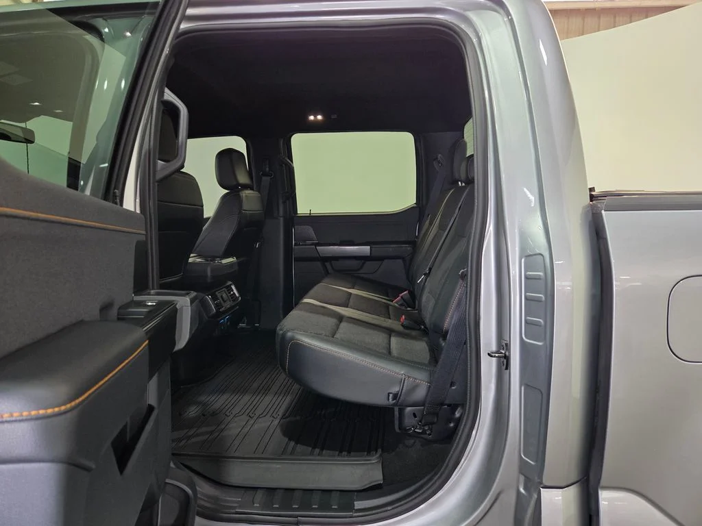 Used 2023 Silver Ford Tremor image 18