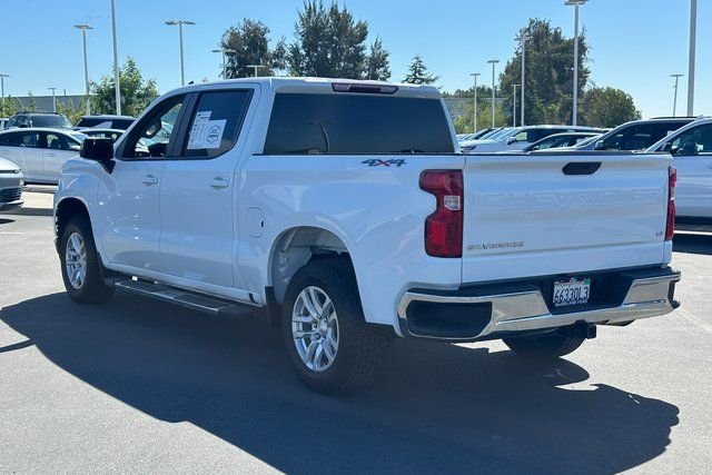 Used 2022 White Chevrolet LT image 12