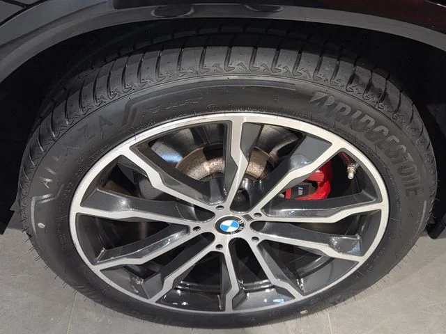 Used 2023 Black Sapphire Metallic BMW M40i image 8