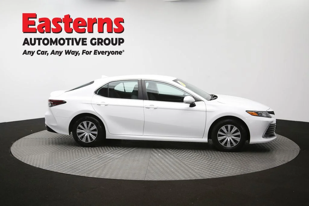 Used 2023 White Toyota LE image 40