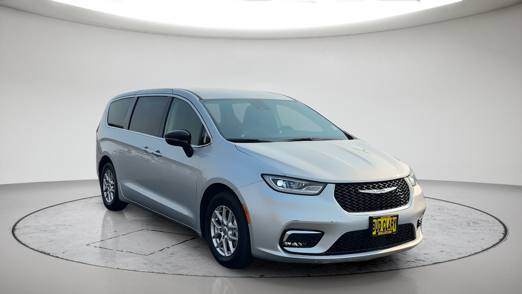 2024 Chrysler Pacifica