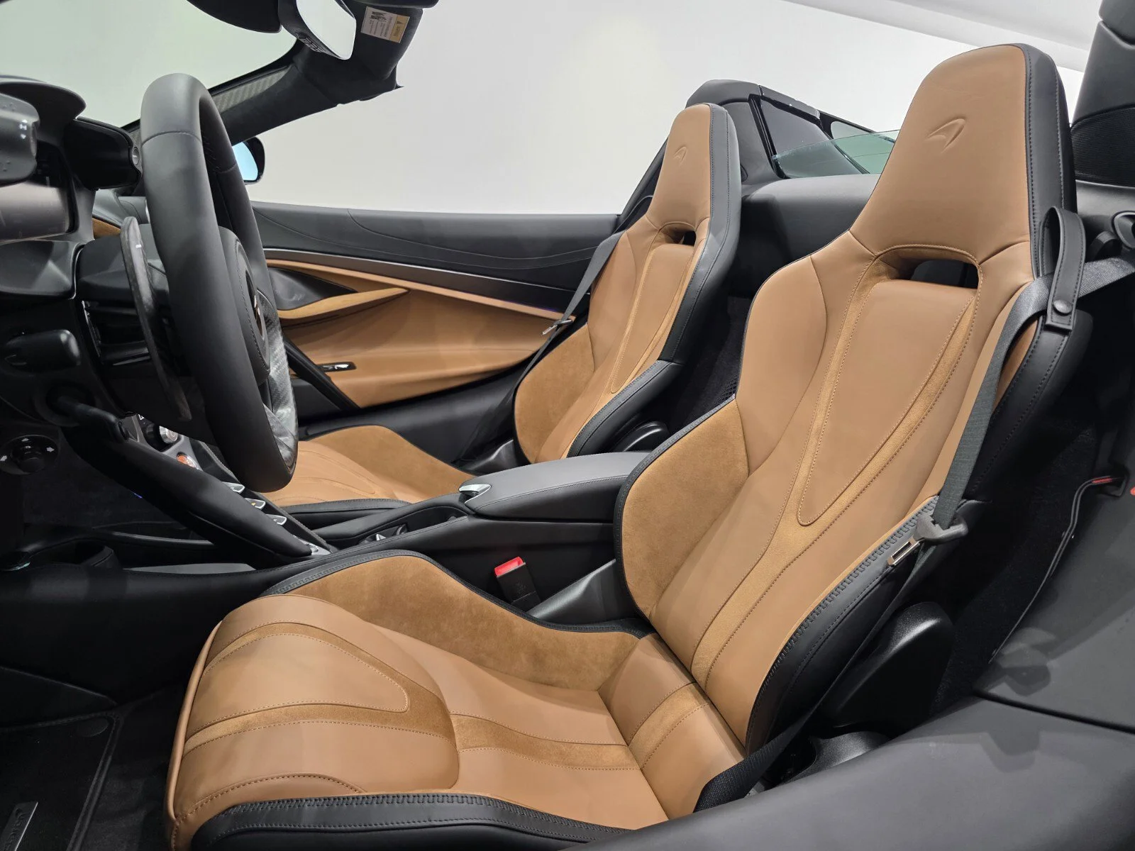 New 2027 MSO Amaranth Red McLaren Spider image 8