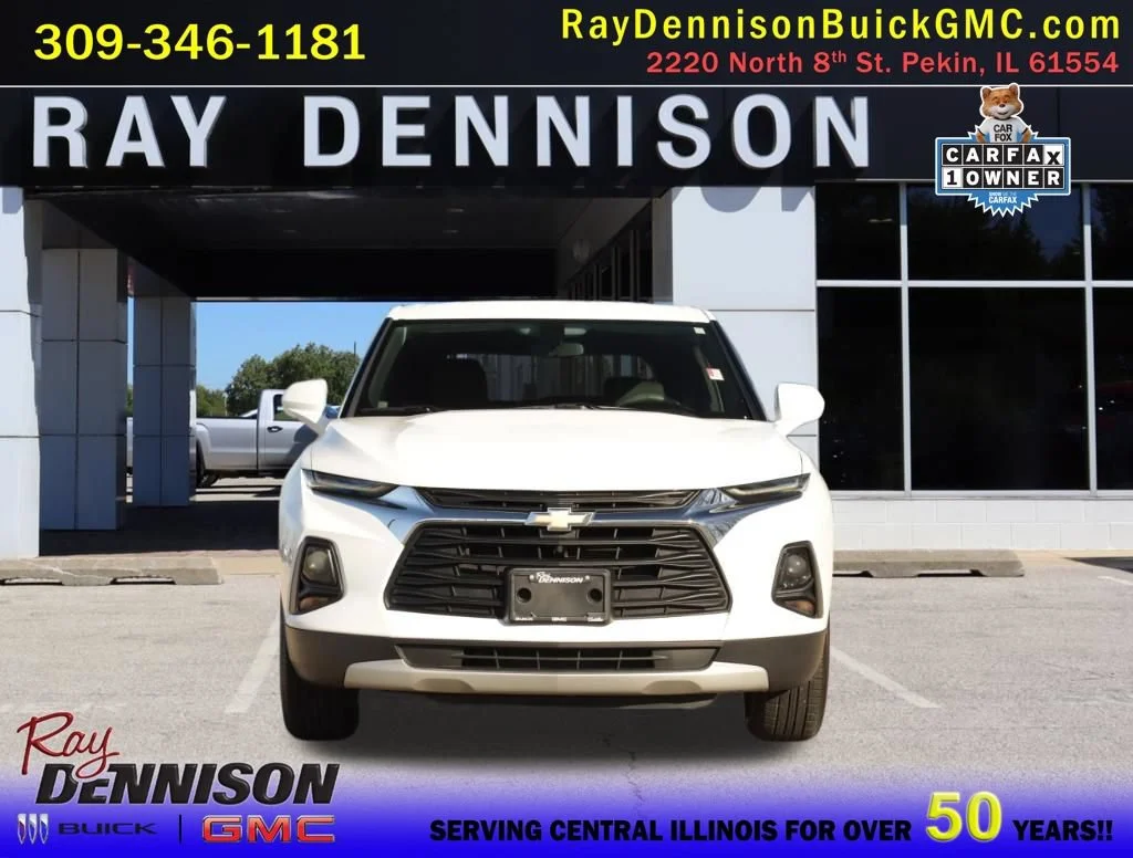 Used 2021 Summit White Chevrolet 1LT image 2