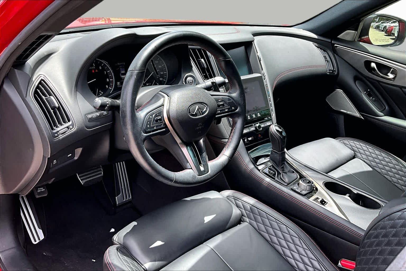 Used 2018 Dynamic Sunstone Red INFINITI RED SPORT 400 image 18