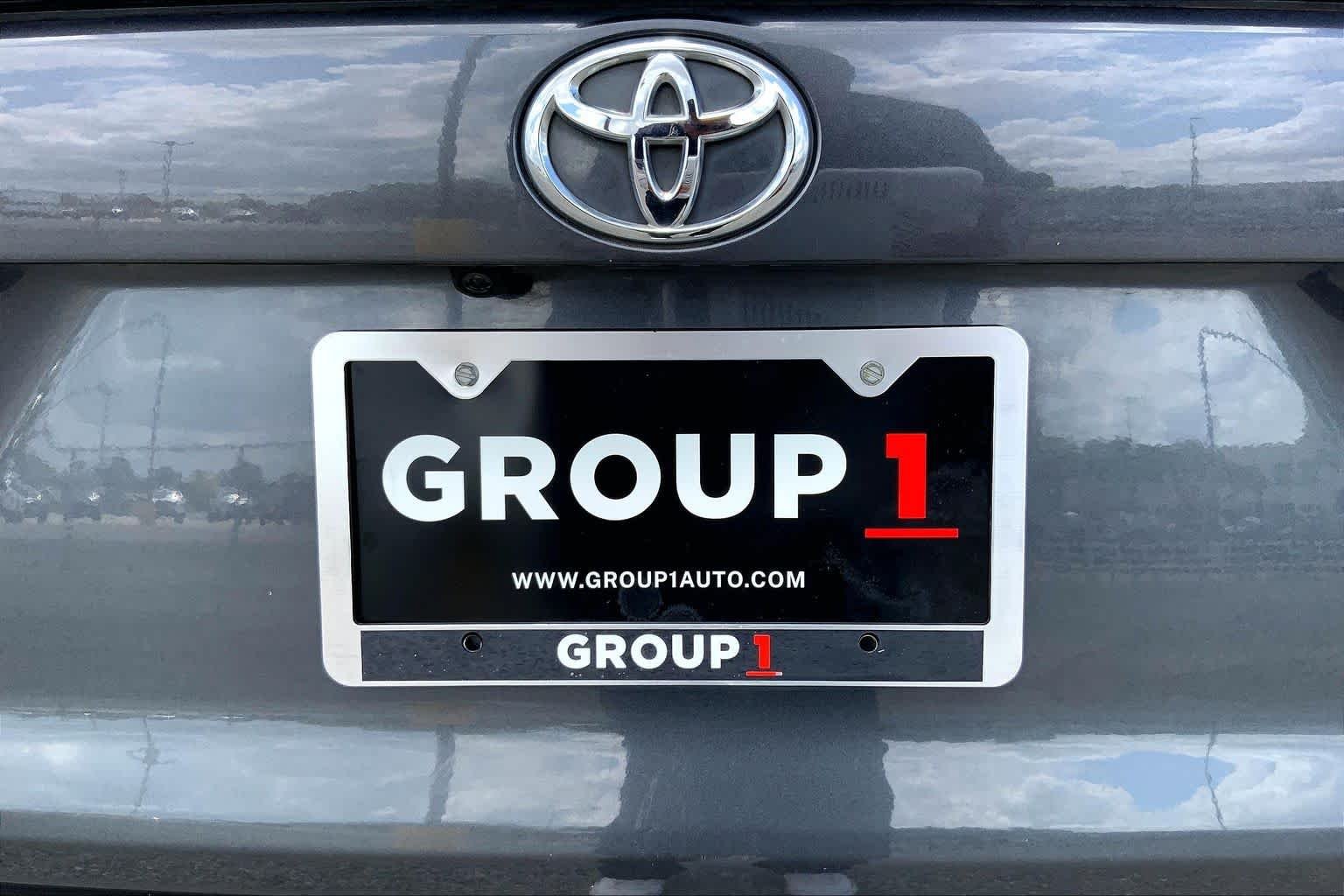 Used 2020 Magnetic Gray Metallic Toyota XLE image 10