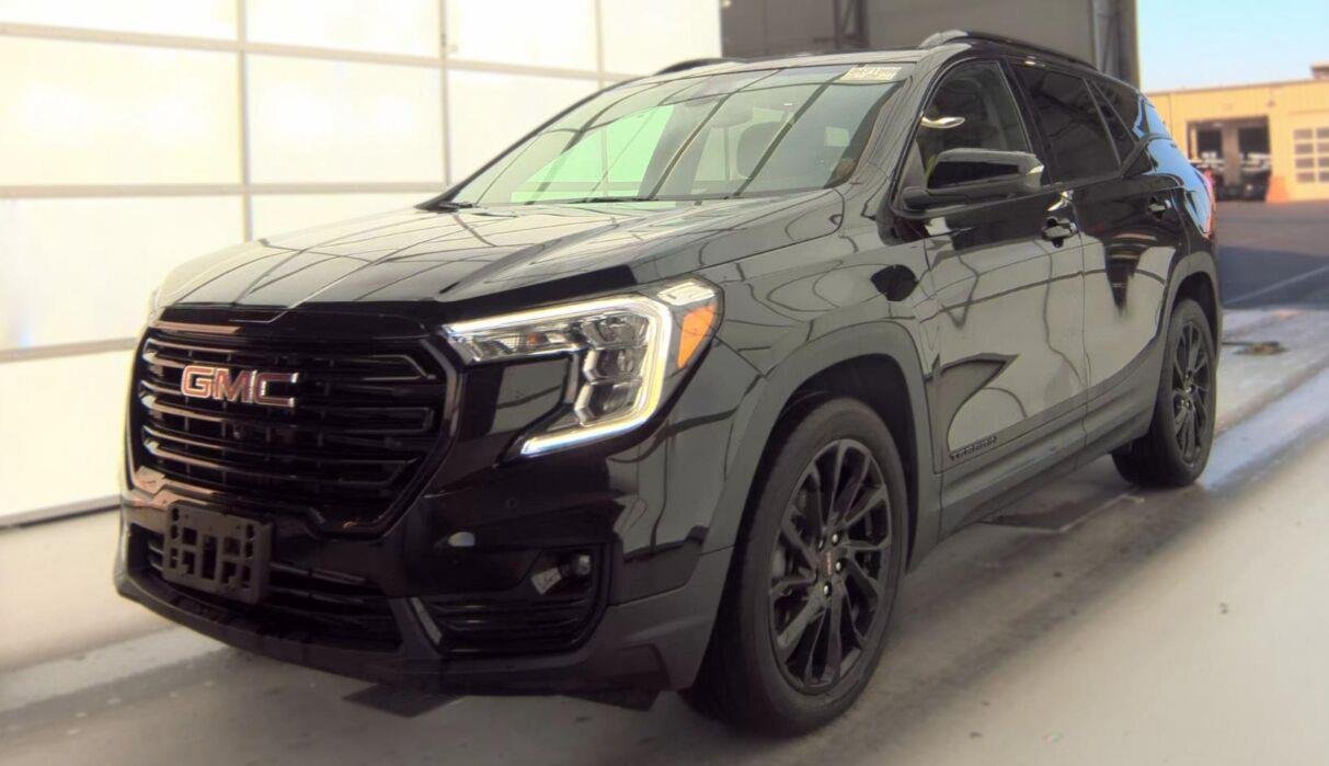 2023 GMC Terrain SLT