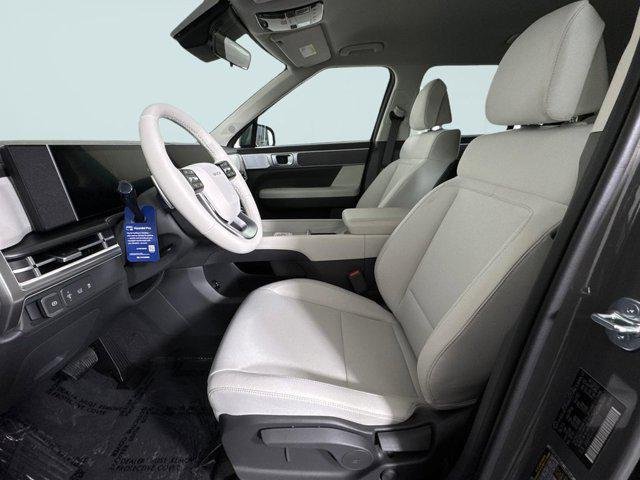 New 2026 Gray Hyundai SE image 6