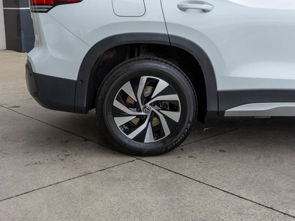 2025 Volkswagen Tiguan S - Photo 29