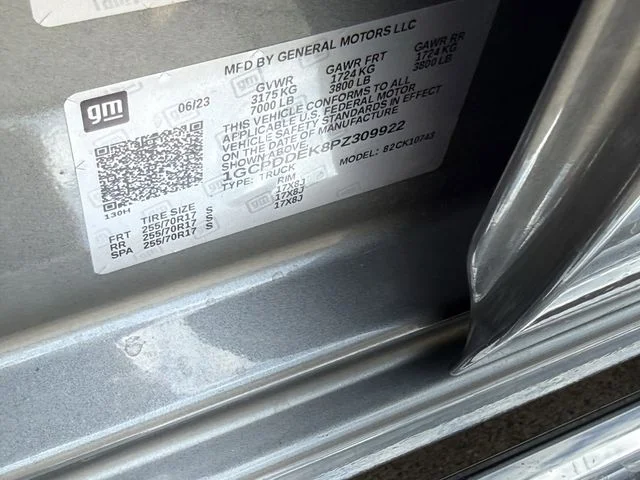 Used 2023 Gray Chevrolet LT image 27