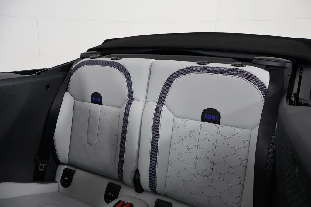 2026 MINI Convertible Base - Photo 7