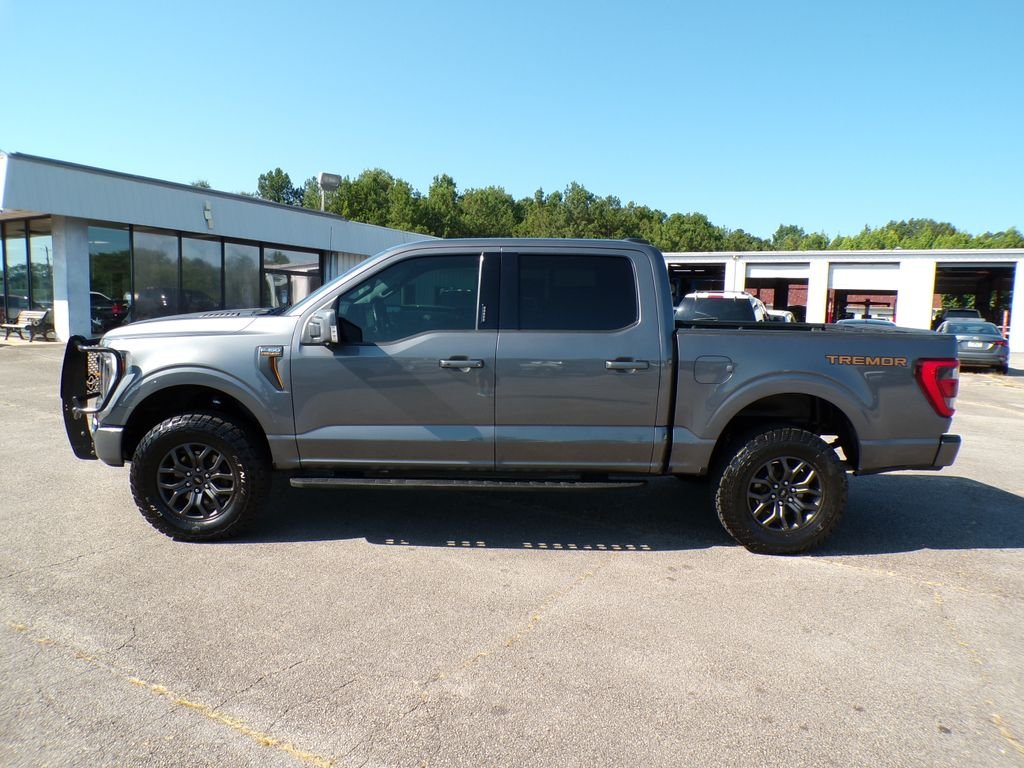 Used 2023 Gray Metallic Ford Tremor image 4
