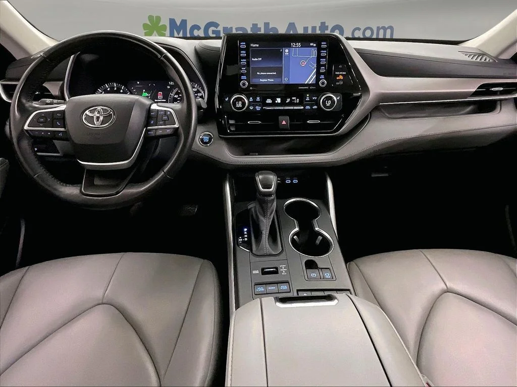 Used 2022 Gray Toyota XLE image 20