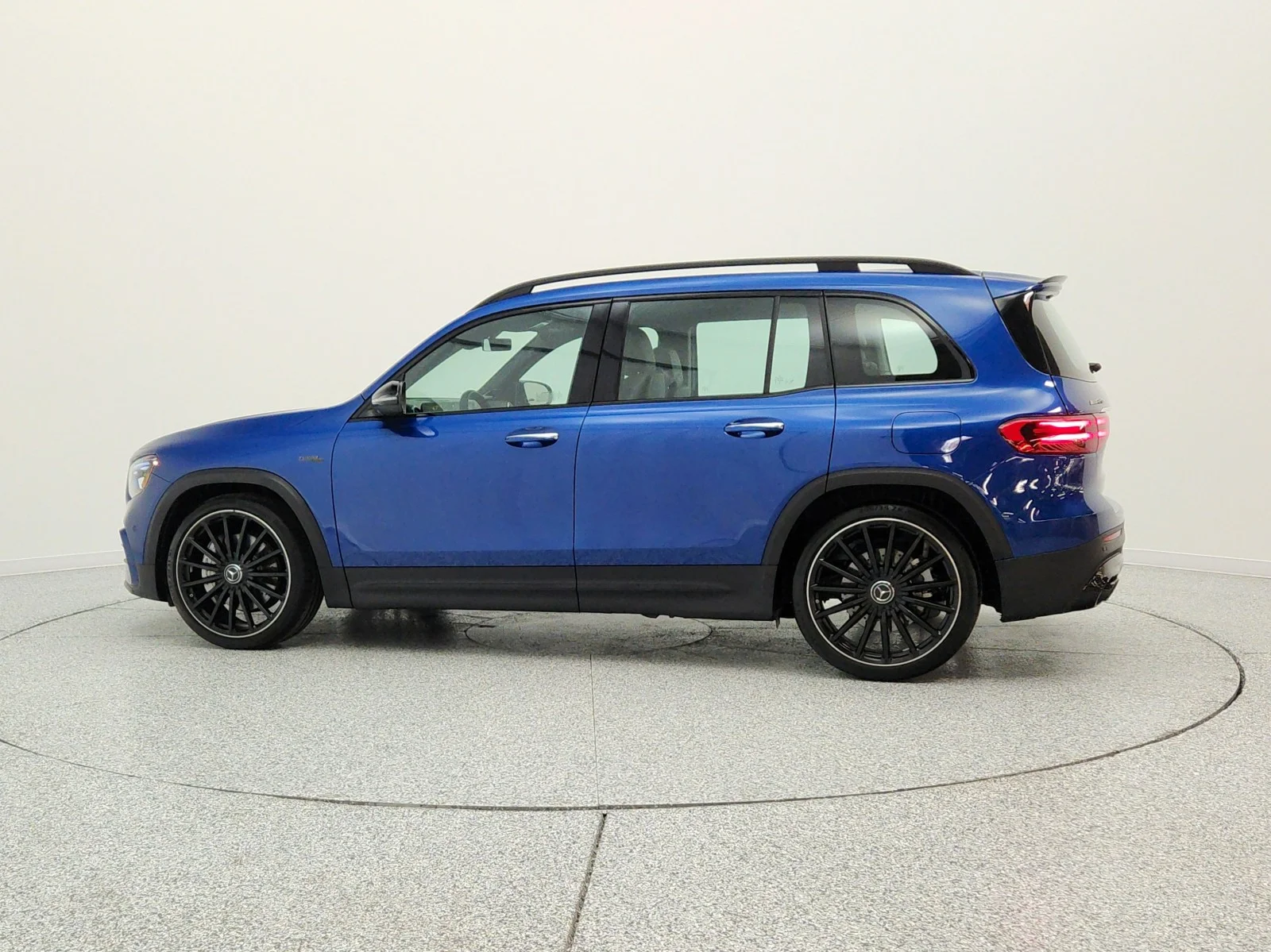 Used 2025 Starling Blue Metallic Mercedes-Benz AMG® GLB 35 4MATIC SUV image 8