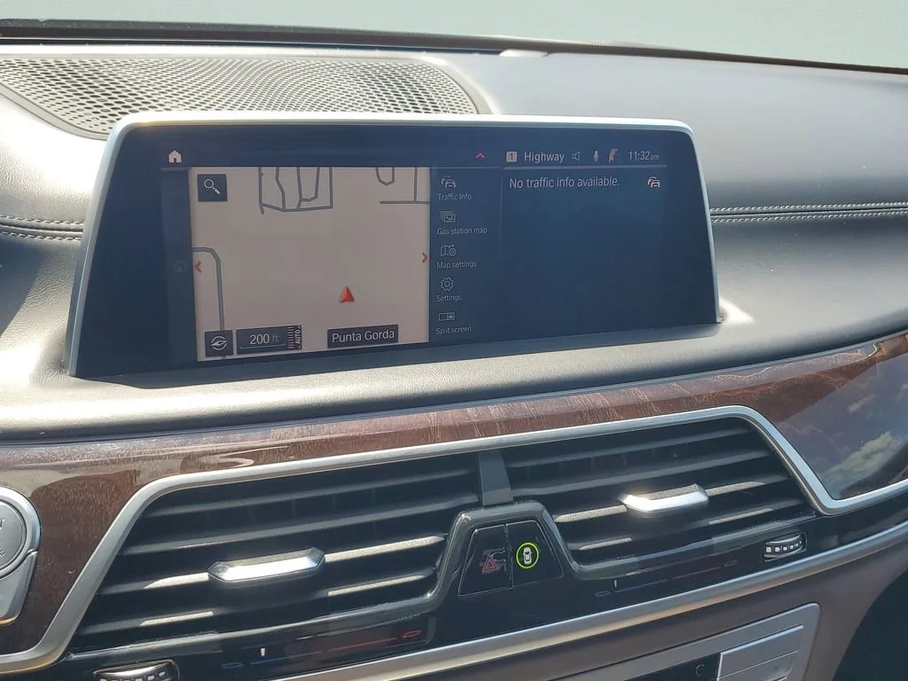 Used 2021 Gray BMW xDrive image 20