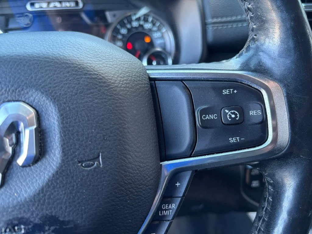 Used 2019 Black Ram Laramie image 32