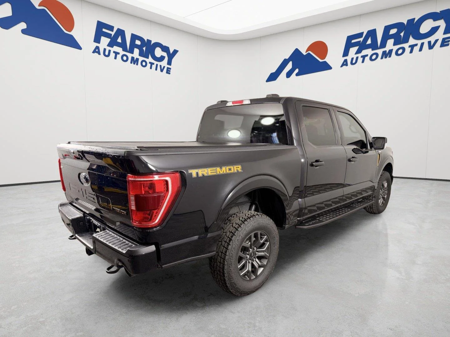 Used 2023 Agate Black FORD TREMOR image 8