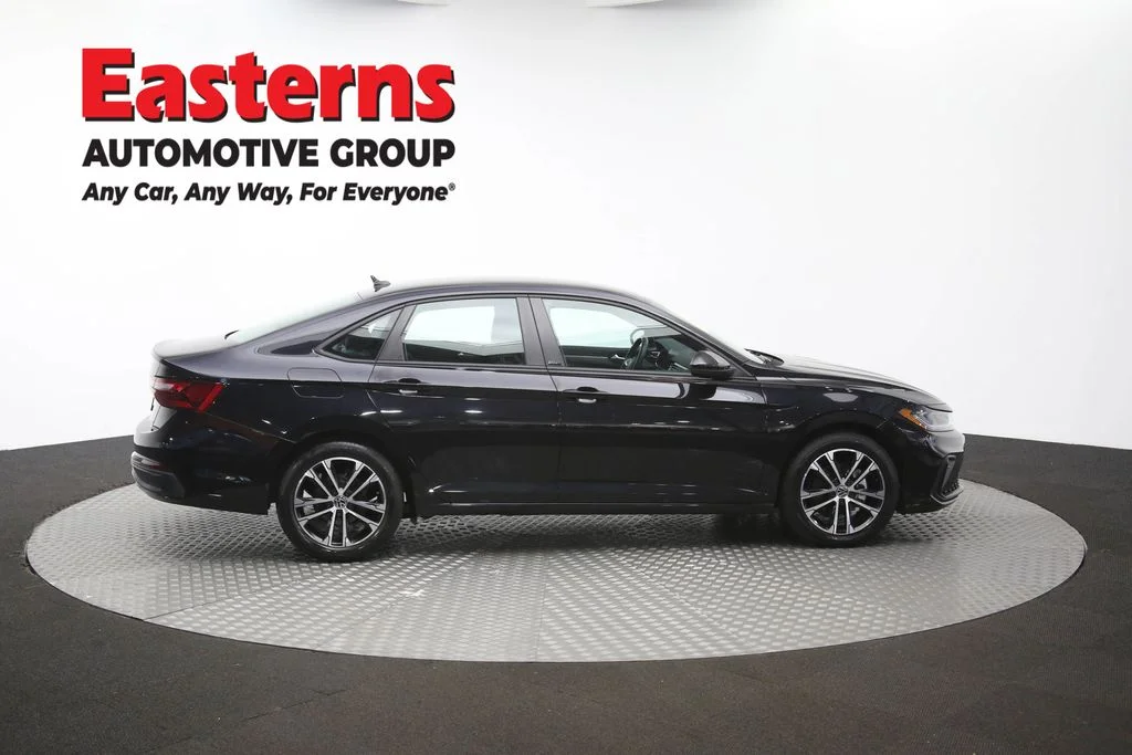 Used 2025 Black Volkswagen 1.5T Sport image 44
