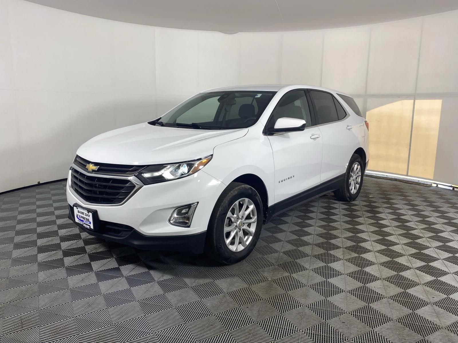 Used 2020 Summit White Chevrolet LT image 5