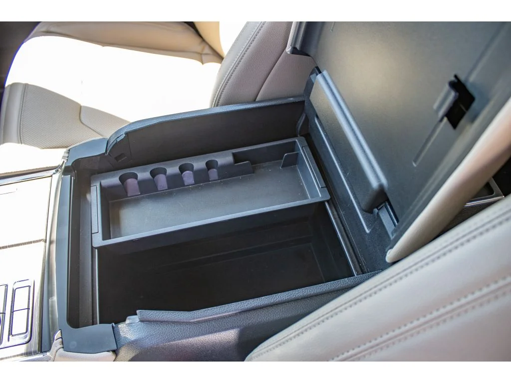 Used 2024 Stone Blue Metallic Ford Limited image 34