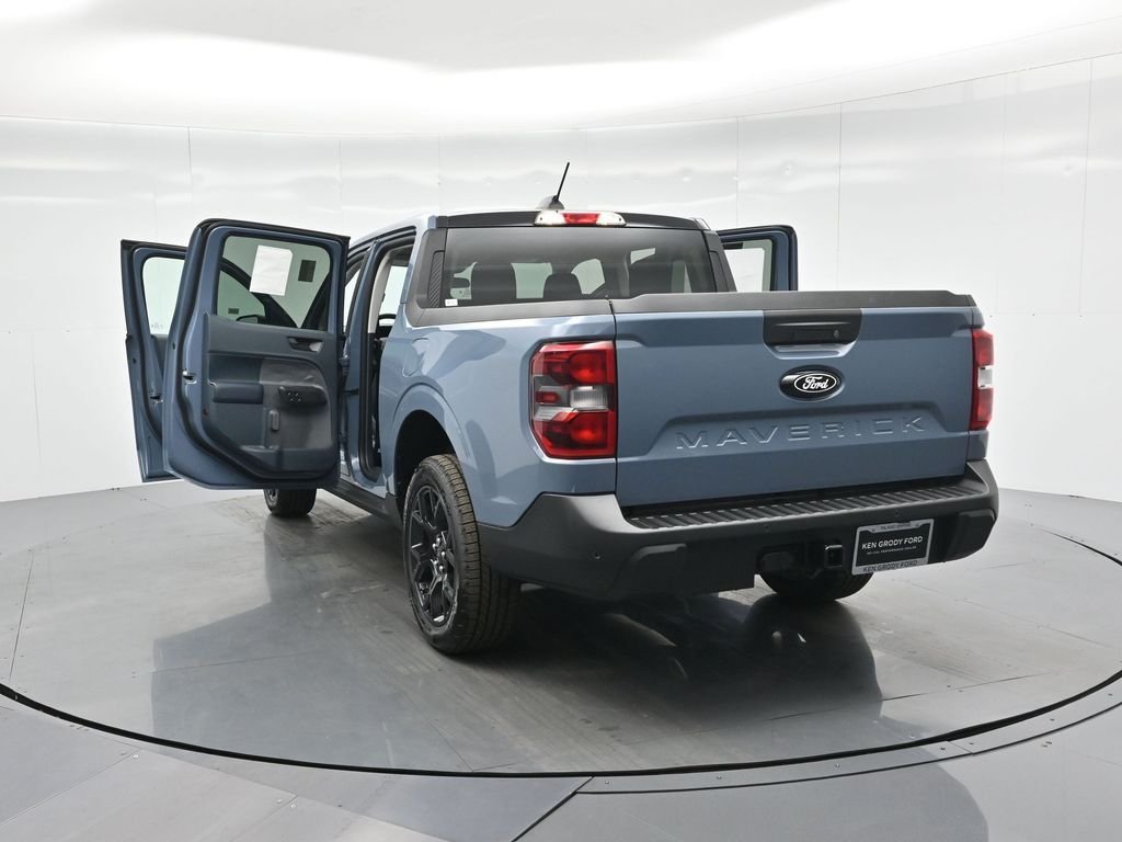 New 2025 Azure Gray Metallic Tri-Coat Ford XLT image 31