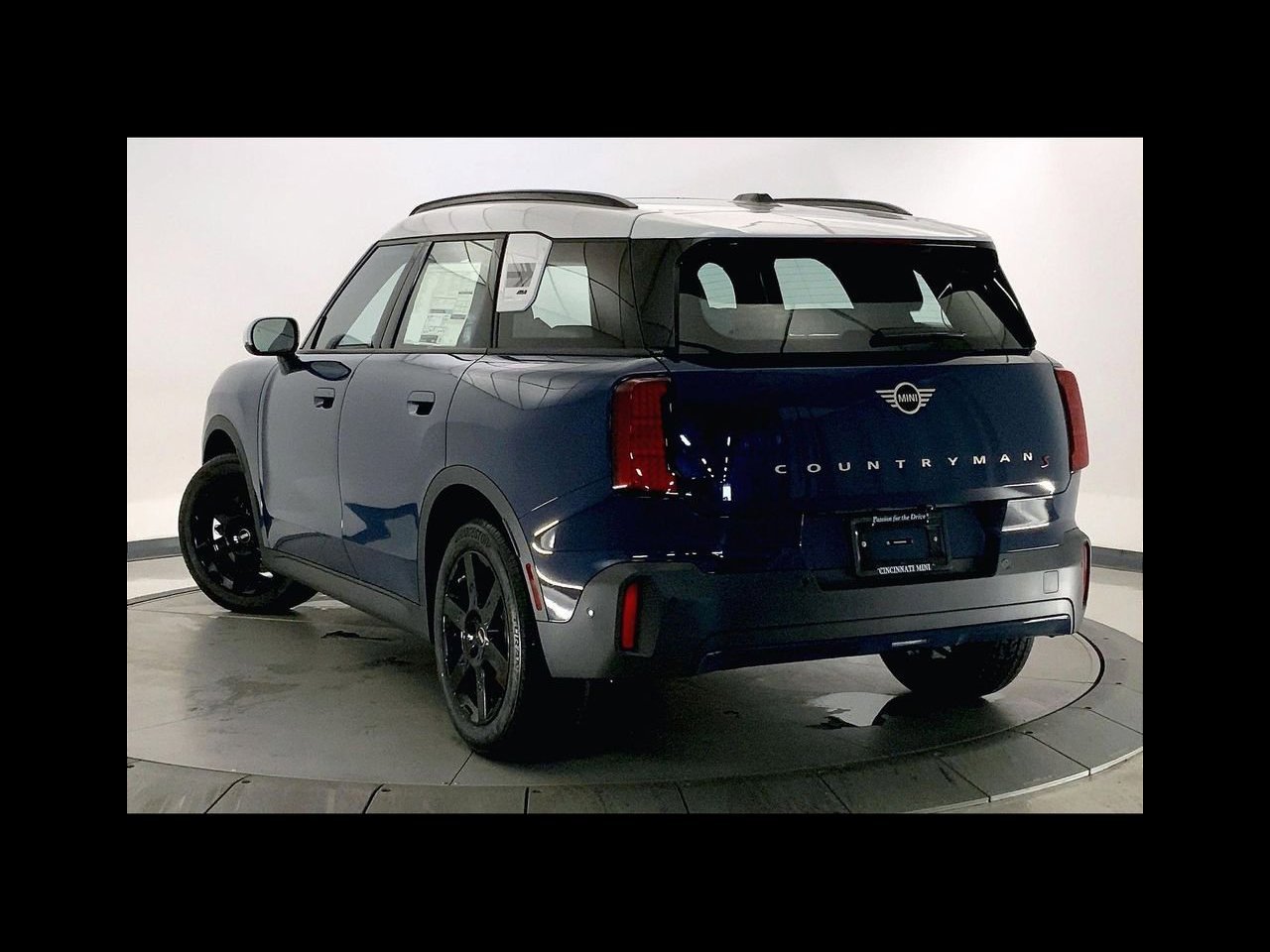 New 2027 Indigo Sunset Blue Metallic MINI SIGNATURE PLUS image 2