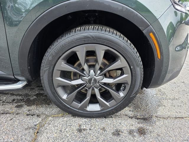 Used 2022 Green Kia X-Line EX image 13