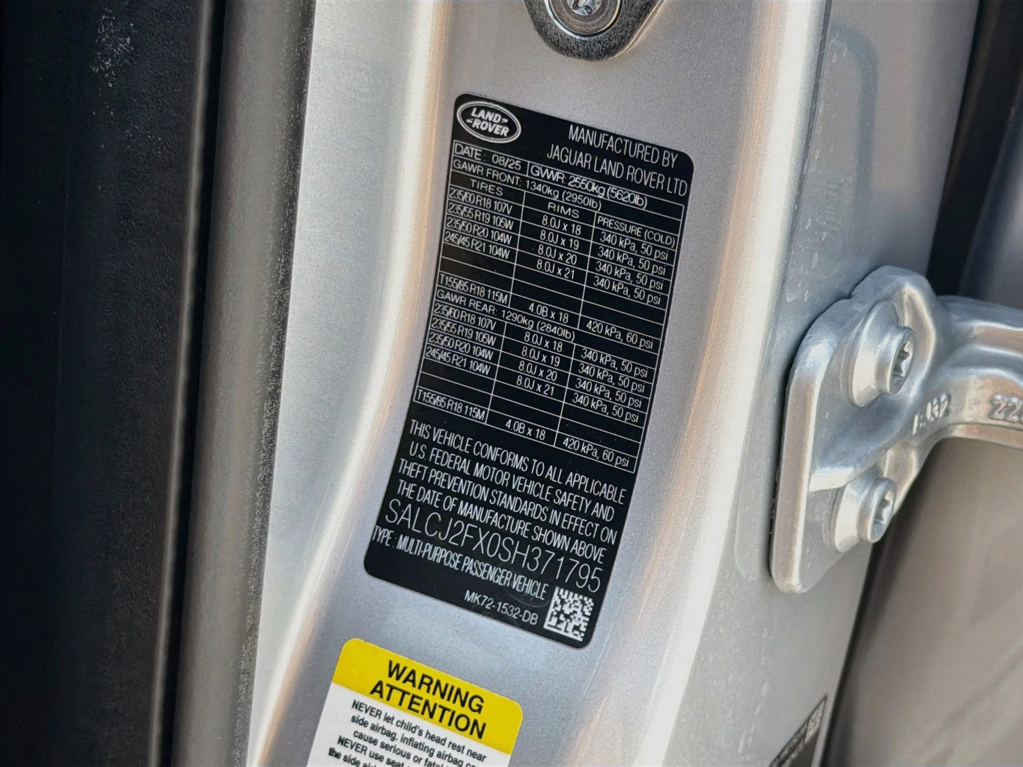 Certified Used 2025 Hakuba Silver Metallic Land Rover S image 45