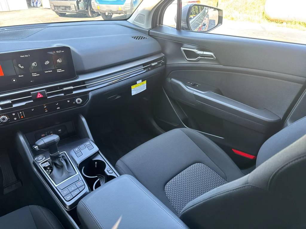 New 2026 Steel Gray Kia LX image 12