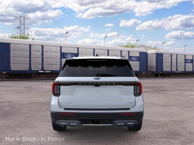 New 2026 Space White Metallic Ford Active image 5