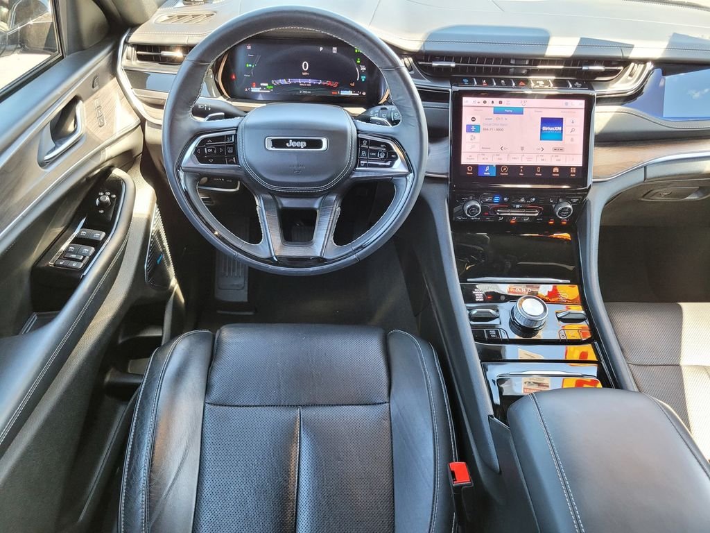 Used 2023 Gray Jeep Overland 4xe image 13