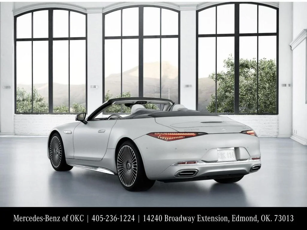 New 2026 MANUFAKTUR moonlight white magno (White Ambiance) Mercedes-Benz Maybach SL 680 image 28