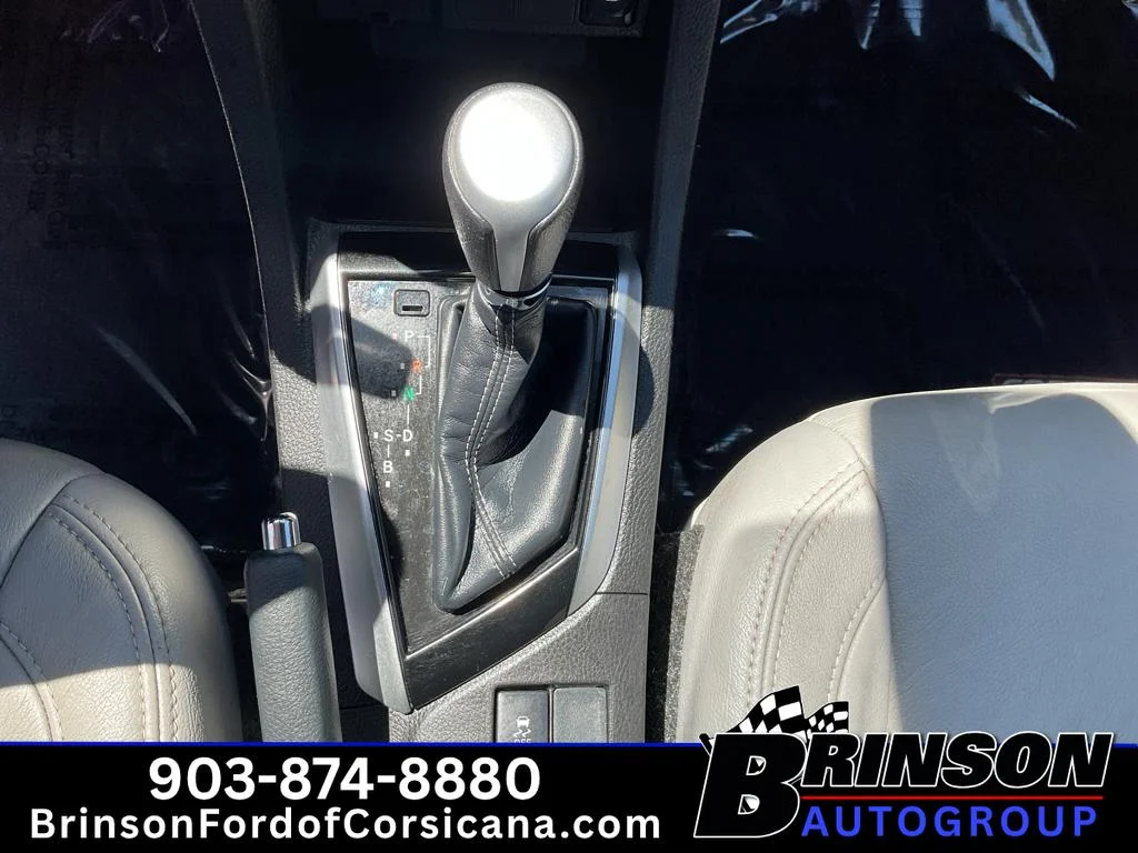 Used 2018 Classic Silver Metallic Toyota LE image 25