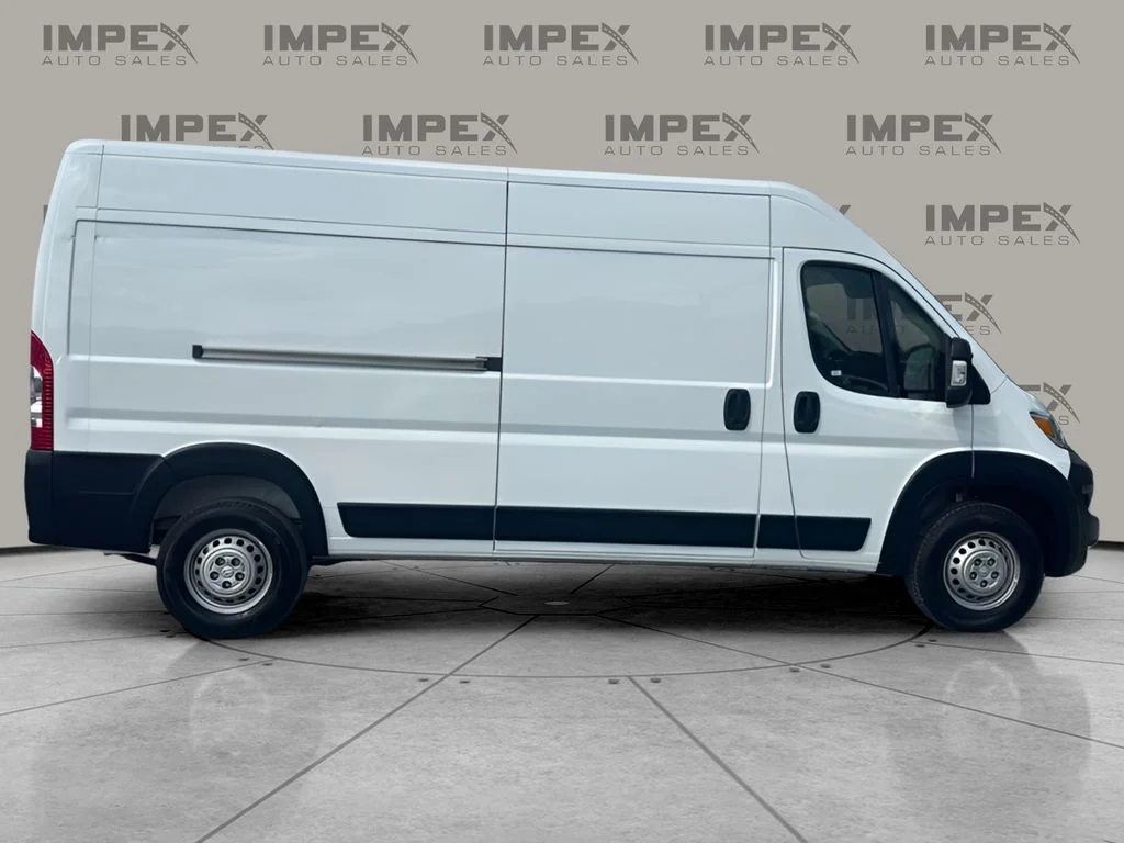 Used 2025 White Ram High Roof image 7