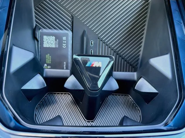 New 2026 Alpine White BMW 30 xDrive image 31