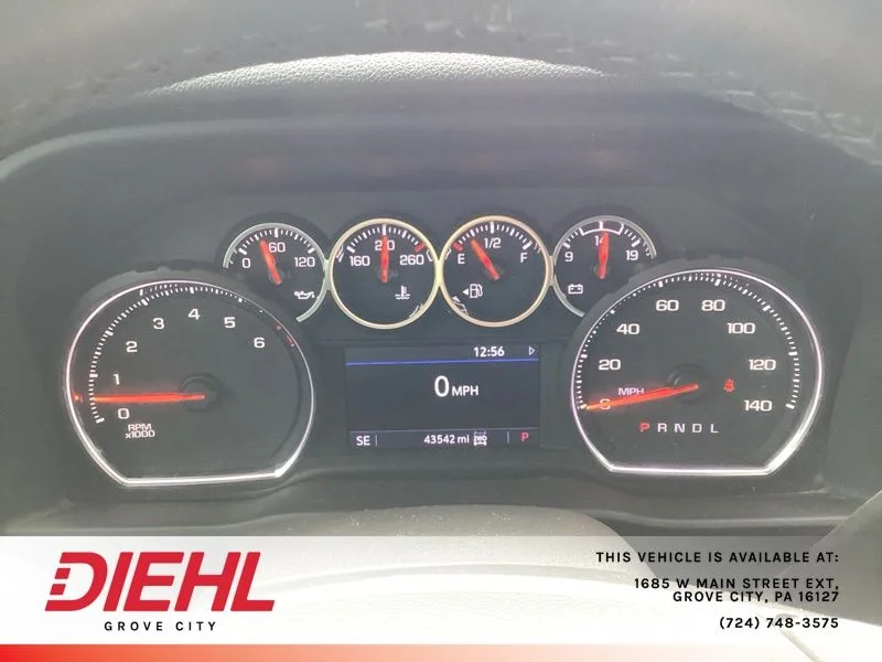 Used 2022 White Chevrolet RST image 31