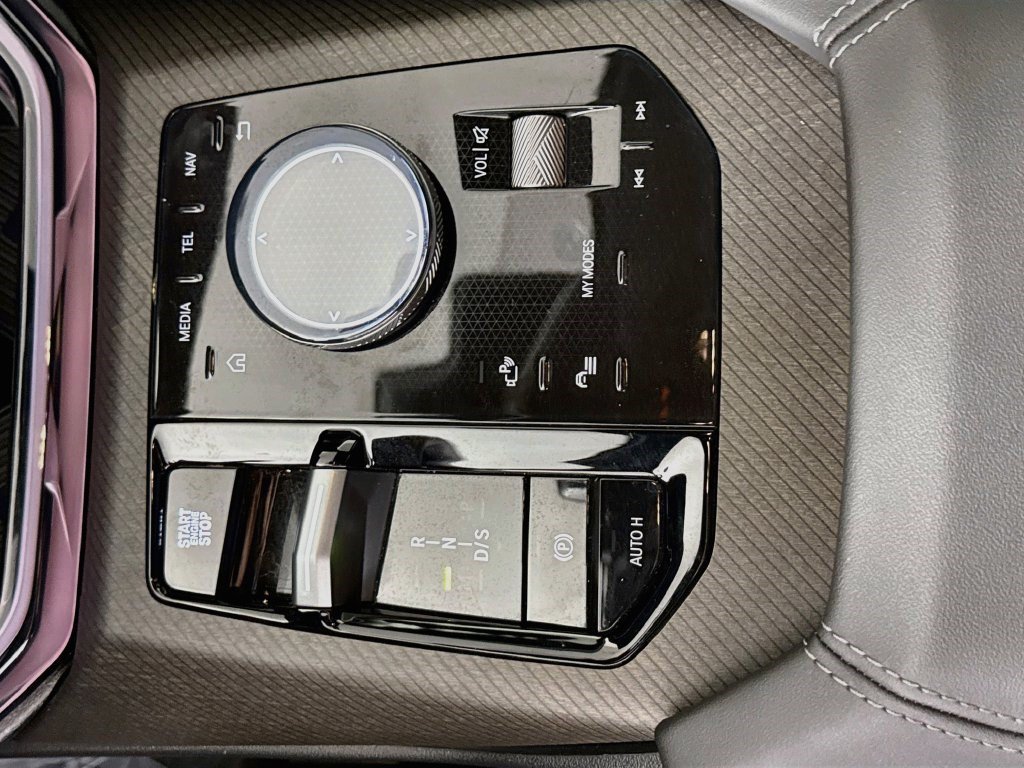 Used 2026 Alpine White BMW 30 xDrive image 16