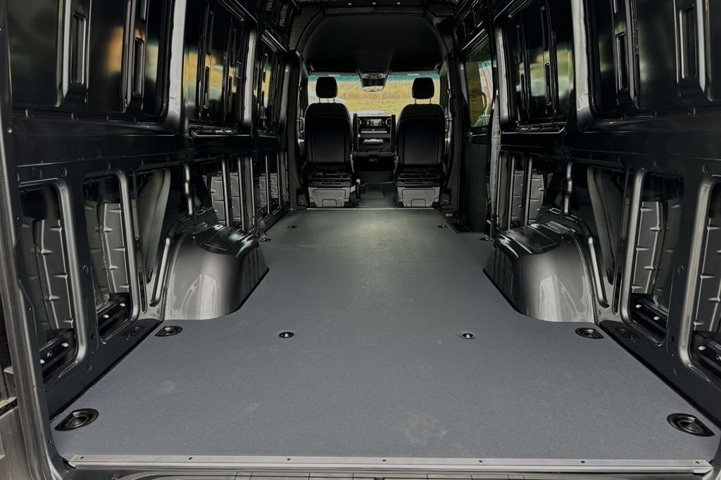 Used 2024 Gray Mercedes-Benz Cargo 170 WB image 14