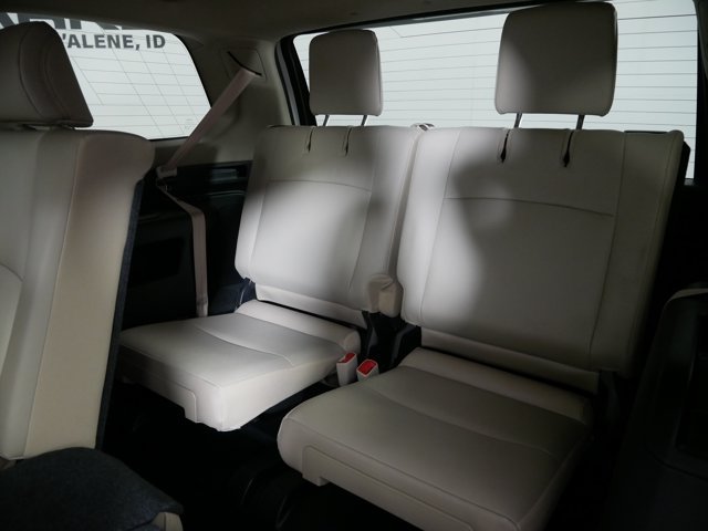 Used 2021 Super White Toyota SR5 Premium image 14
