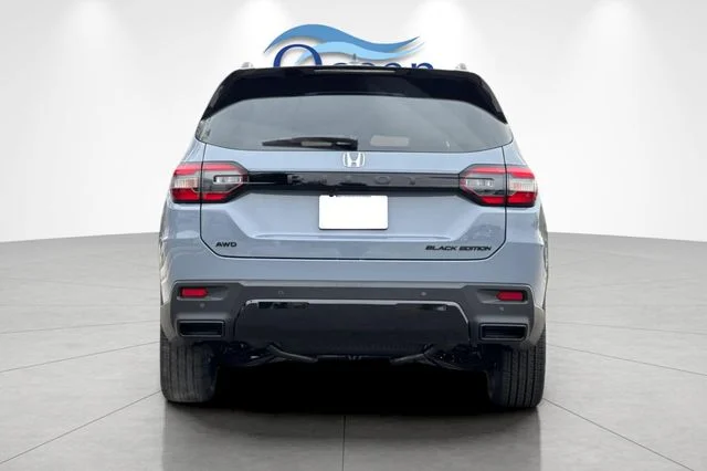 New 2026 Sonic Gray Pearl Honda Black Edition image 5