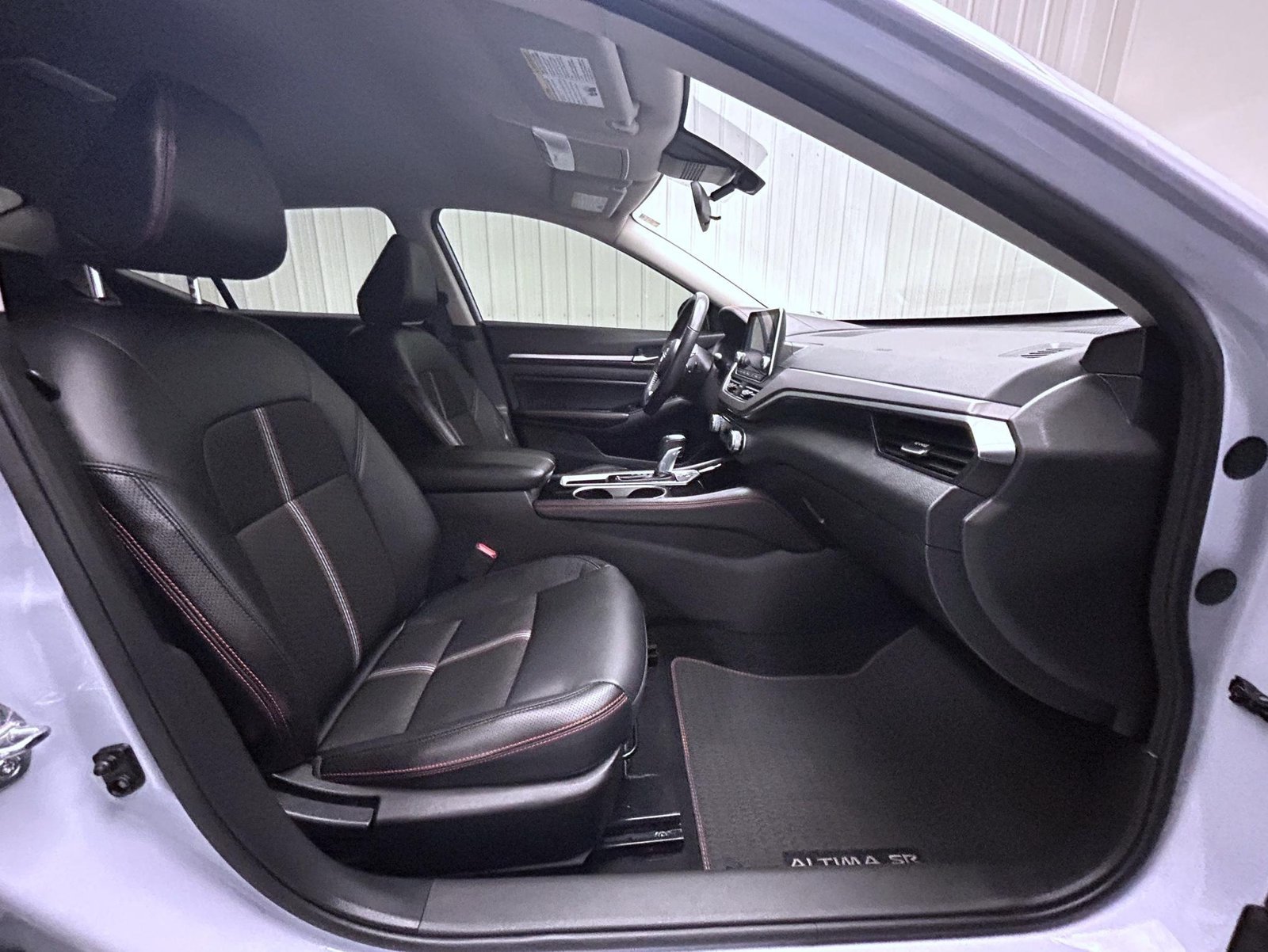 Used 2024 Gray Nissan 2.5 SR image 15