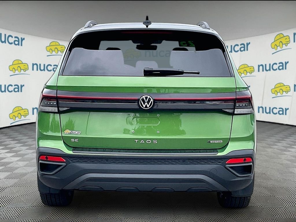 Used 2025 Bright Moss Green Metallic/Deep Black Roof Volkswagen 1.5T SE Black image 5