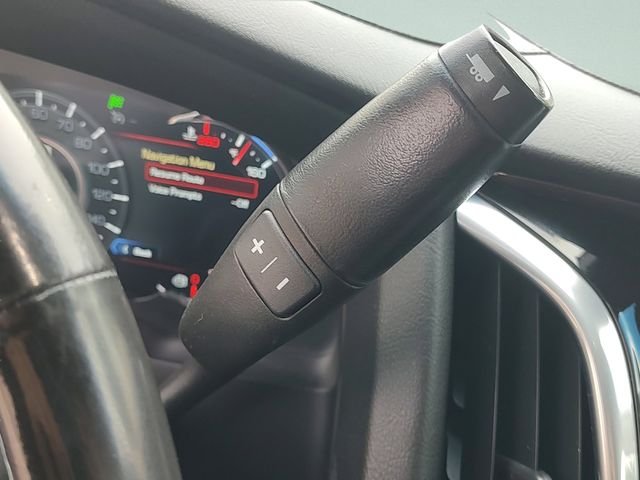 Used 2019 White Cadillac Premium Luxury image 17