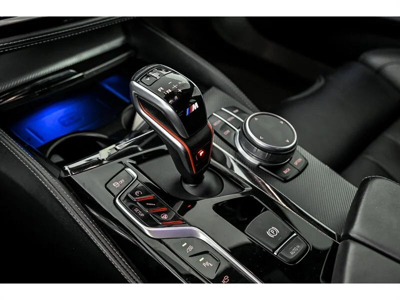 Used 2019 Black Sapphire Metallic BMW Competition image 28
