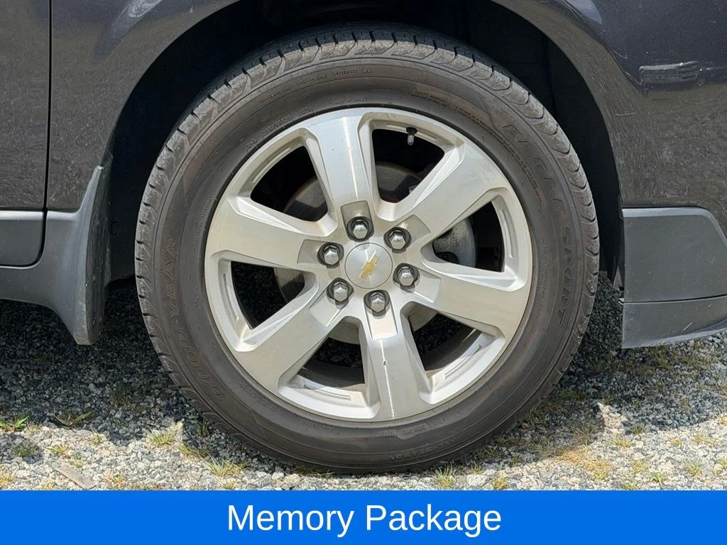 Used 2017 Gray Chevrolet Premier image 12