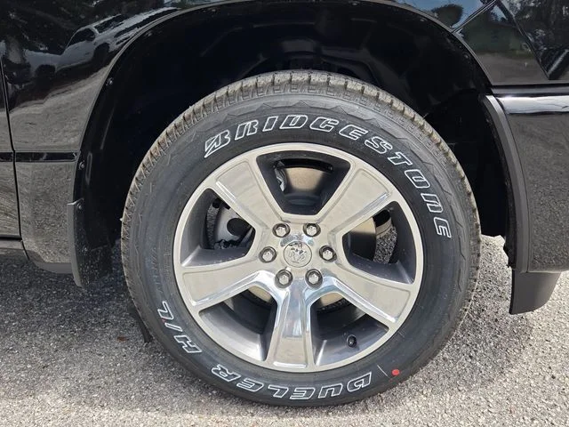 New 2026 Diamond Black Crystal Pearl-Coat Exterior Paint RAM Express image 11