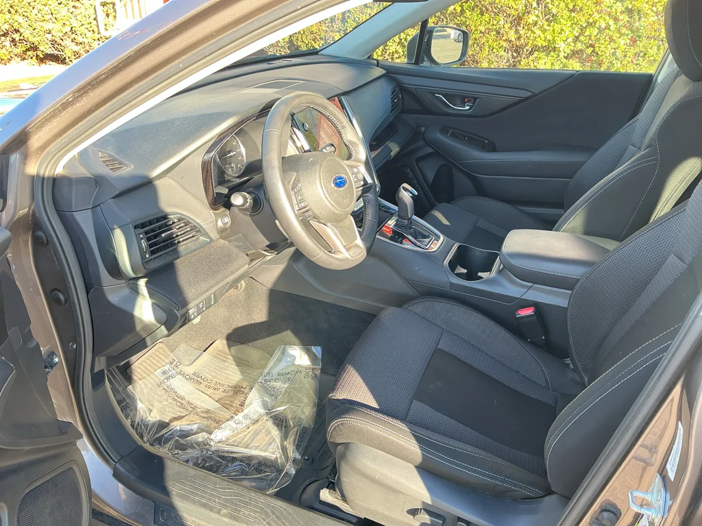 Used 2024 Brilliant Bronze Metallic Subaru Premium image 19