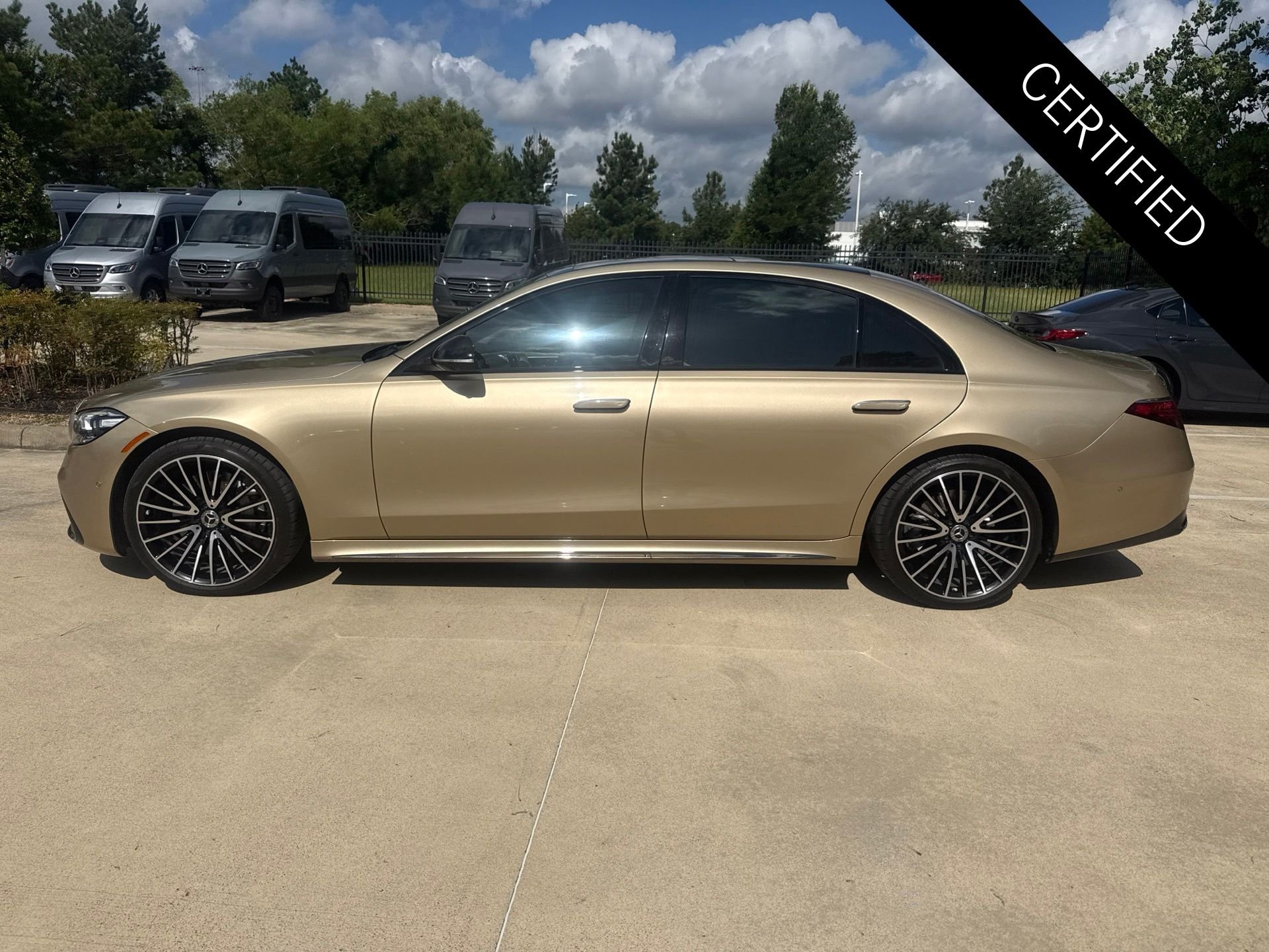 Certified Used 2023 MANUFAKTUR Kalahari Gold Magno Mercedes-Benz S 580 image 7