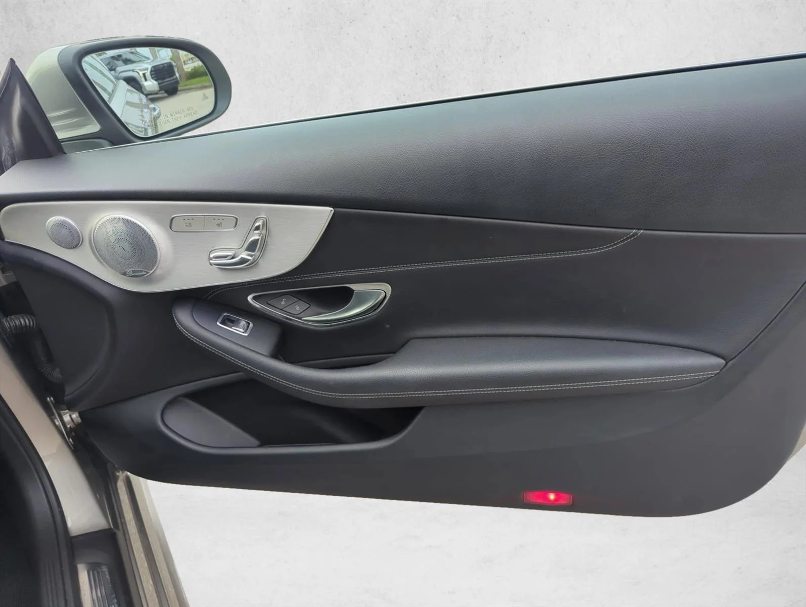 Used 2019 Mojave Silver Metallic Mercedes-Benz C 300 image 21