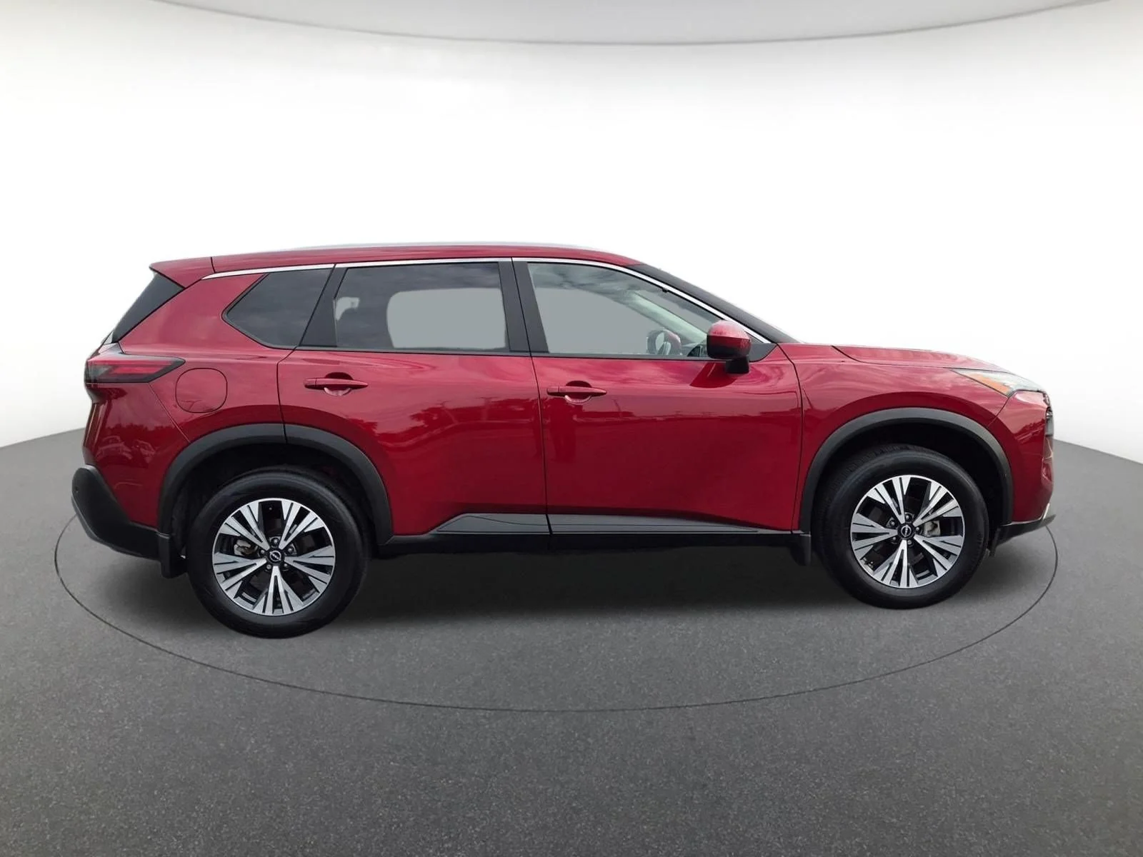 Used 2023 Scarlet Ember Tintcoat Nissan SV image 4